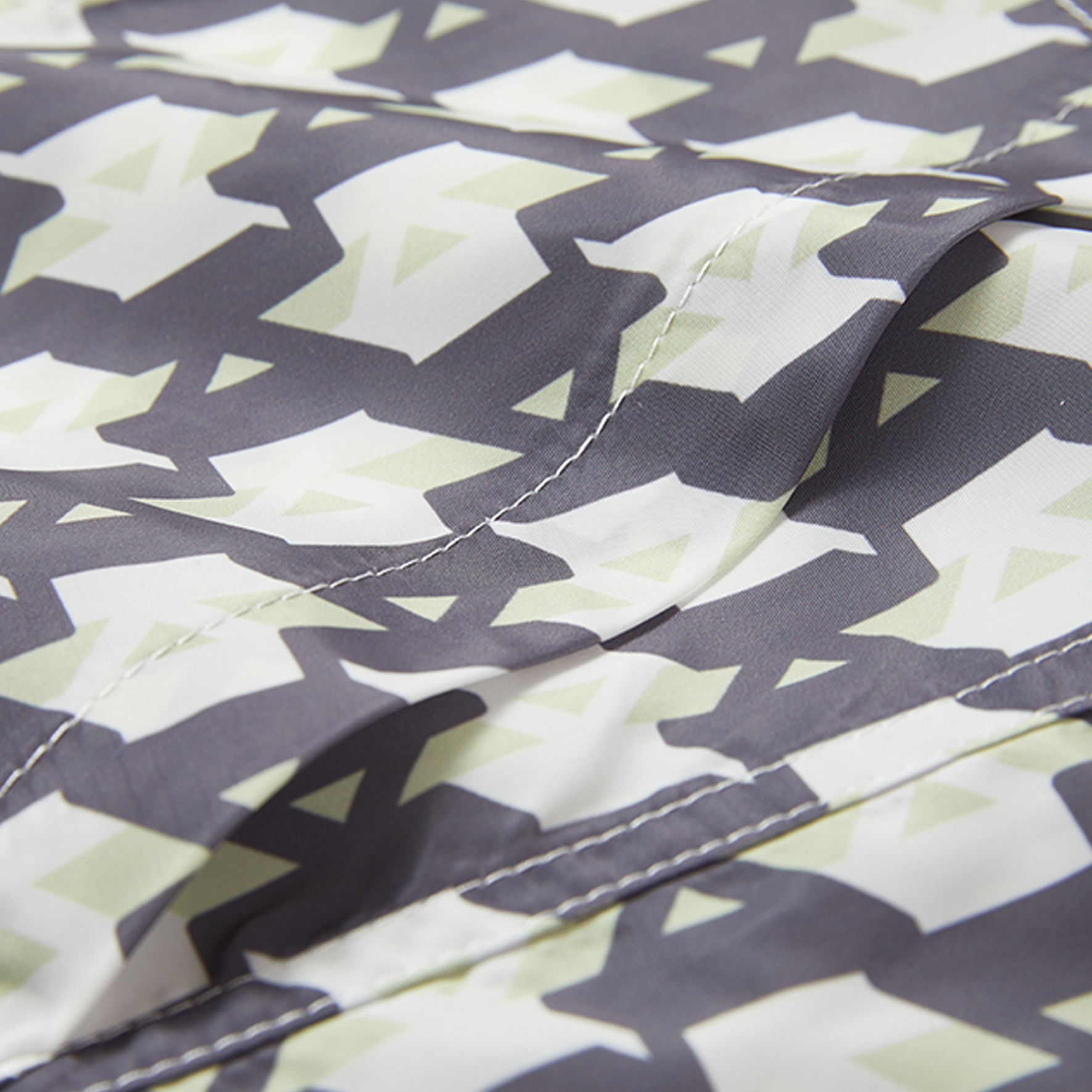 Cheap (W) 卡尔·拉格斐黑白单色长袖夹克带字母印花 231L1517250