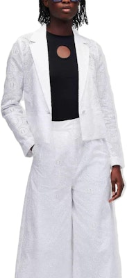 (Women) KARL LAGERFELD SS23 White Solid Blazer Long Sleeve Jacket. 231W1401 Lookbook (Women) KARL LAGERFELD SS23 White Solid Blazer Long Sleeve Jacket. 231W1401