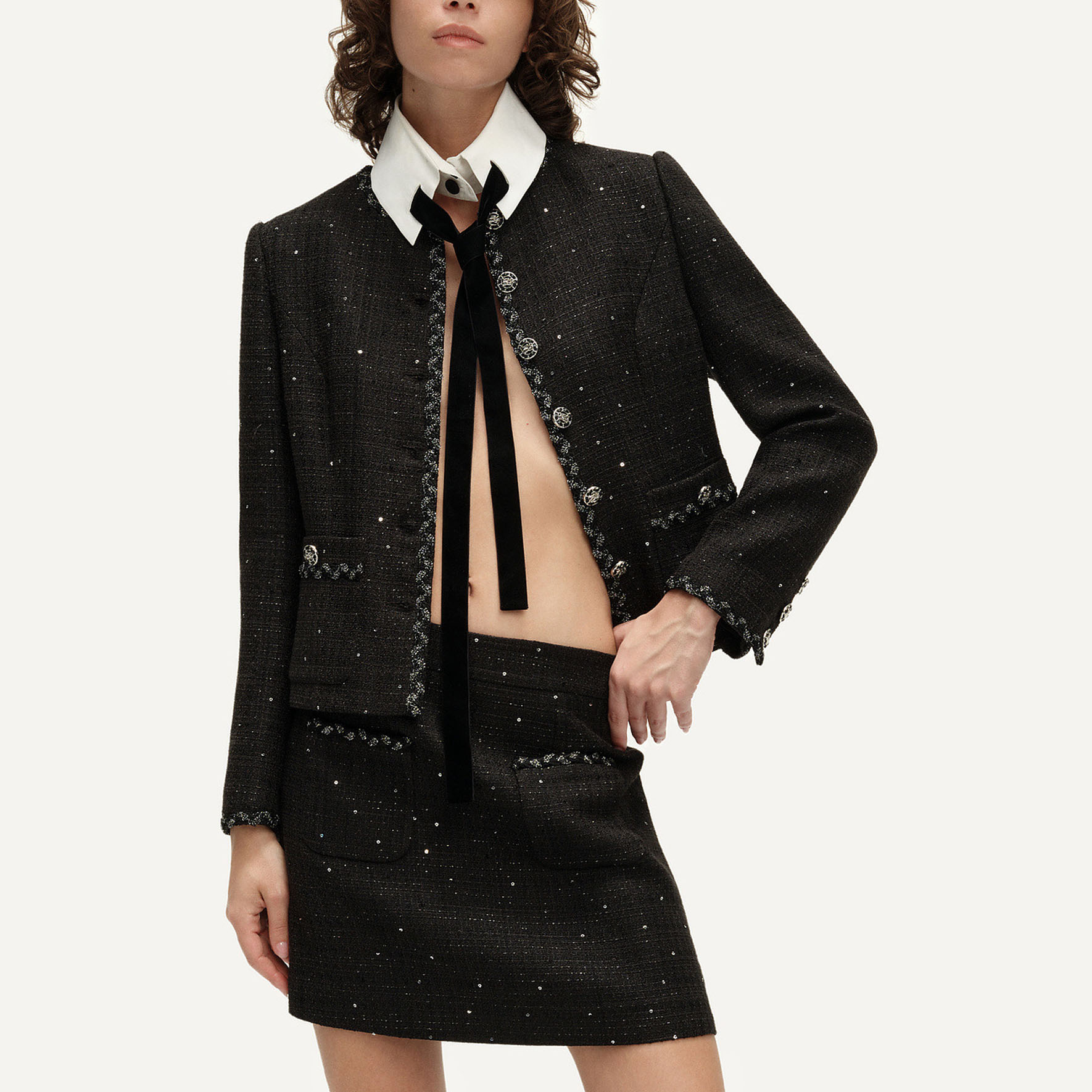 Lookbook (Women) KARL LAGERFELD SS24  Black Tweed Single-Breasted Long Sleeve Jacket E41W1519