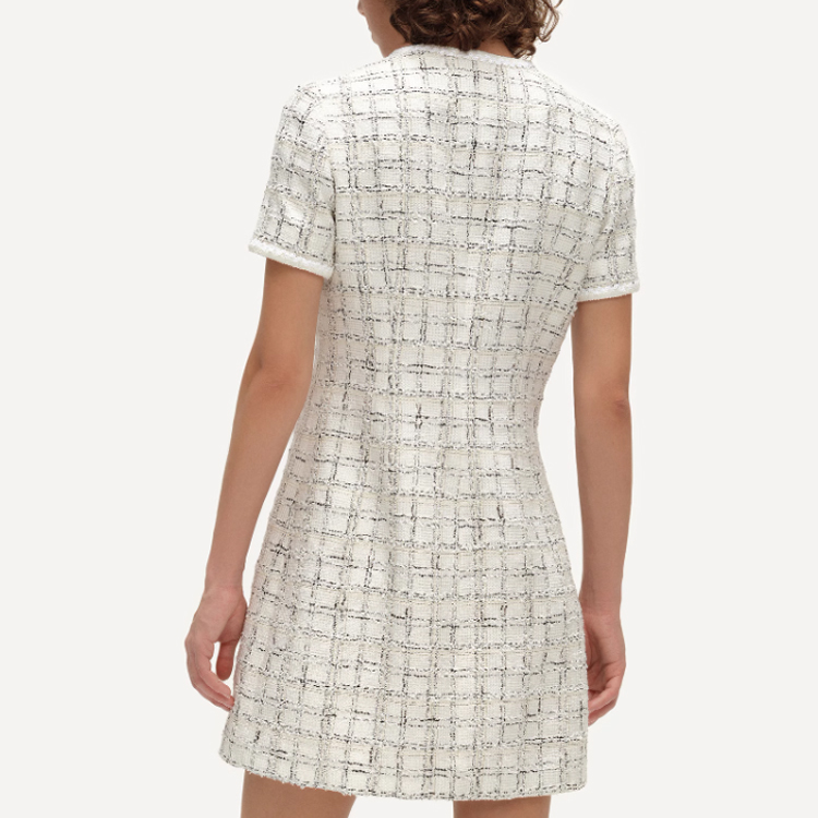 Sizing (W) 卡尔拉格斐 SS24 黑白格纹短袖连衣裙 E41W1318