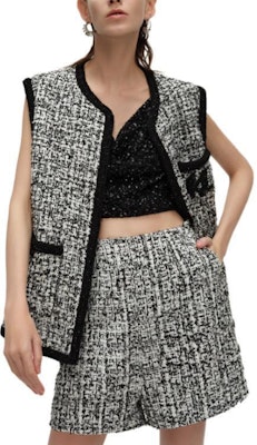 (Women) KARL LAGERFELD SS24 Tweed Single-Breasted Vest Black White 241L1545 Purchase (Women) KARL LAGERFELD SS24 Tweed Single-Breasted Vest Black White 241L1545