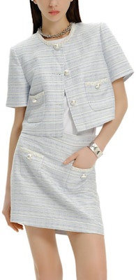 (Women) KARL LAGERFELD SS24 Contrast Lace Straight-Cut Short-Sleeve Jacket Women Light Blue E42W1504 Lookbook (Women) KARL LAGERFELD SS24 Contrast Lace Straight-Cut Short-Sleeve Jacket Women Light Blue E42W1504