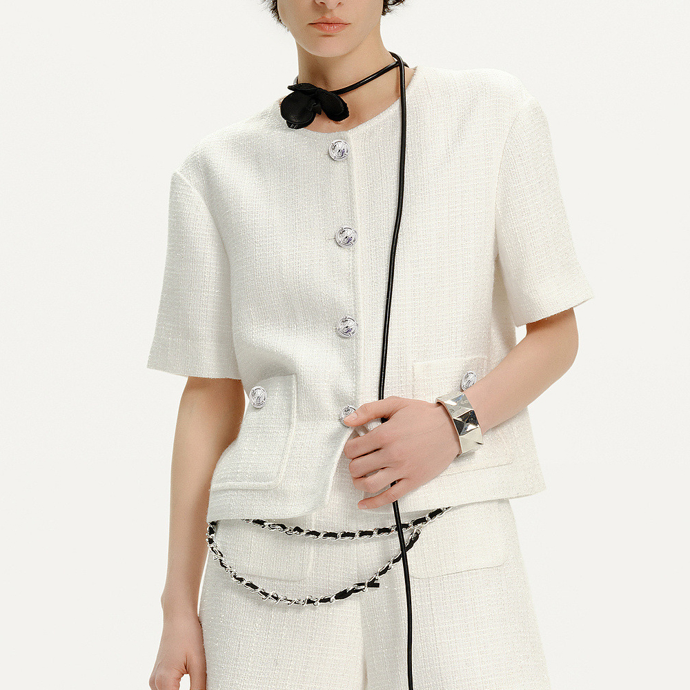Lookbook (W) 卡尔·拉格斐SS24白色圆领粗花呢短款夹克 E42W1529