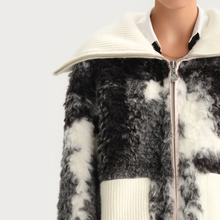 Sizing (Women) KARL LAGERFELD Women’s Colorblock Zipper Fleece Jacket Multicolor. 236L1983