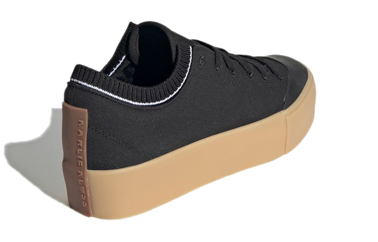 Lookbook (W) Karlie Kloss x 阿迪达斯 Trainer XX92 '黑白胶底'运动鞋 FY8207