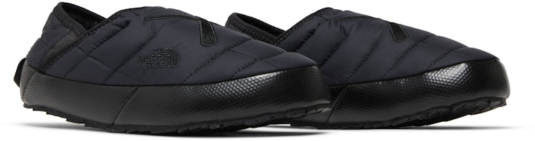 (W) KAWS x The North Face ThermoBall Traction Mule VS 'Hitam' NF0A7W6M-KX7 Cheap (W) KAWS x The North Face ThermoBall Traction Mule VS 'Hitam' NF0A7W6M-KX7