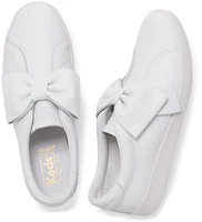 Shop Keds Ace 撲克牌蝴蝶結滑入式真皮板鞋 女款 白色