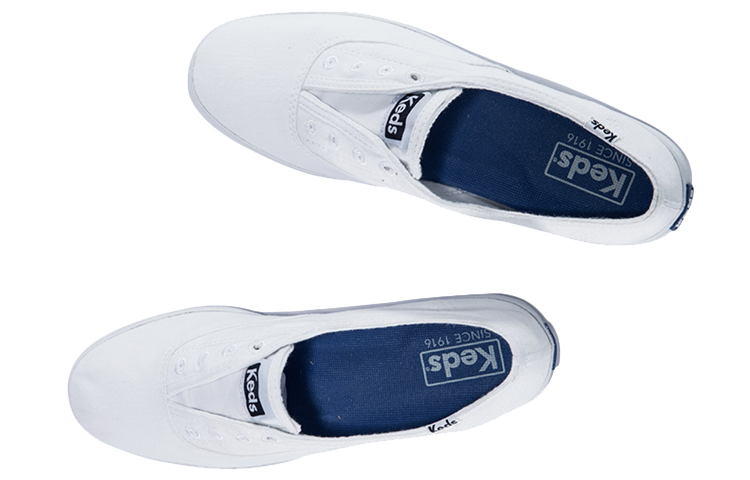 Lookbook (W) Keds帆布鞋“轻便透气白色” WF54619
