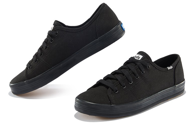 Shop (W) Keds 黑色低帮帆布鞋 WF54683
