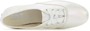 Shop (W) Keds Champion 白色珍珠低帮帆布鞋 WF65886