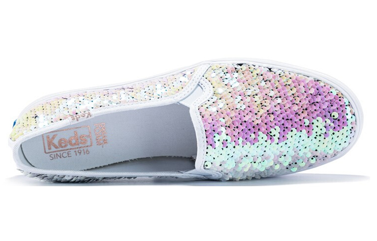 Lookbook (W) Keds Triple Decker 'Putih Ungu Slip-On' WF60405