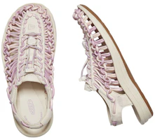 Shop KEEN Uneek 戶外防滑涼鞋 女款 白粉