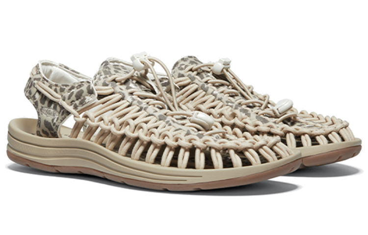 Lookbook Keen Uneek x Snk 設計師聯名款 涼鞋 女款 栗色