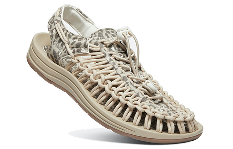 Shop Keen Uneek x Snk 設計師聯名款 涼鞋 女款 栗色