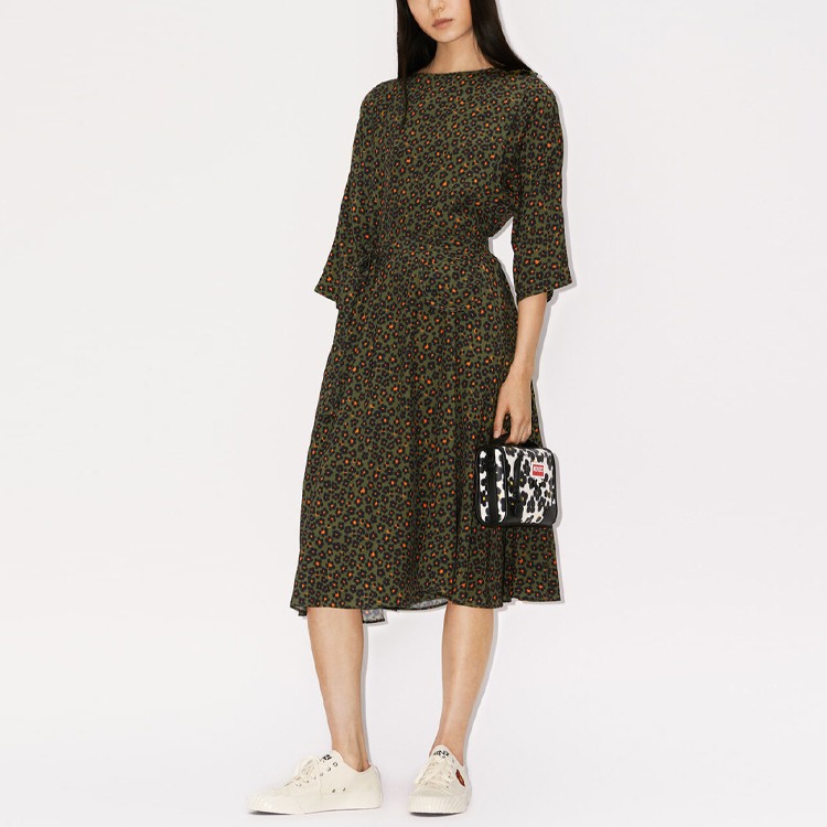 Shop (W) KENZO Gaun Lengan Panjang Motif Leopard - Cokelat Tua FD52RO1179O3-50