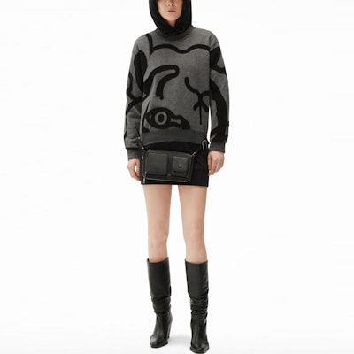 (W) KENZO 黑色印花套頭連帽衫毛衣。 FB52PU5863TC-98 Shop (W) KENZO 黑色印花套頭連帽衫毛衣。 FB52PU5863TC-98