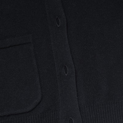 (W) KENZO FW22 Kardigan Wool Hitam Lelaki dengan Logo Huruf Reka Bentuk Leher V FC62CA3423LC-99 Purchase (W) KENZO FW22 Kardigan Wool Hitam Lelaki dengan Logo Huruf Reka Bentuk Leher V FC62CA3423LC-99