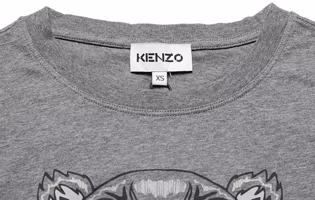 (W) KENZO Kaos Abu-Abu Katun dengan Desain Logo Harimau. FB62TS8464YB-95 Sizing (W) KENZO Kaos Abu-Abu Katun dengan Desain Logo Harimau. FB62TS8464YB-95