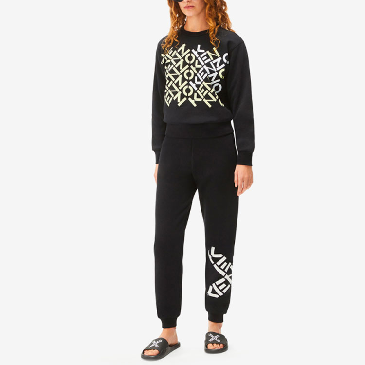 Lookbook (W) KENZO SS22 블랙 로고 실버 폭스 크루넥 스웨트셔츠 긴팔 FC52SW8484MS-99