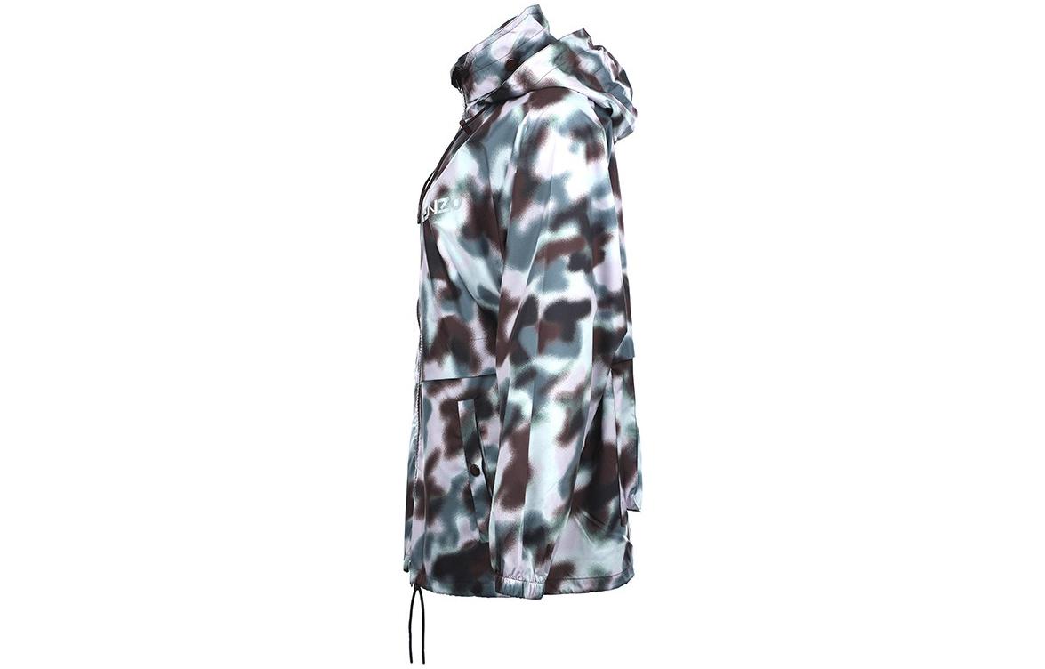 Shop (Women) KENZO SS22  Blue Camo Zip-Off Hooded Jacket. FC52BL137564-23
