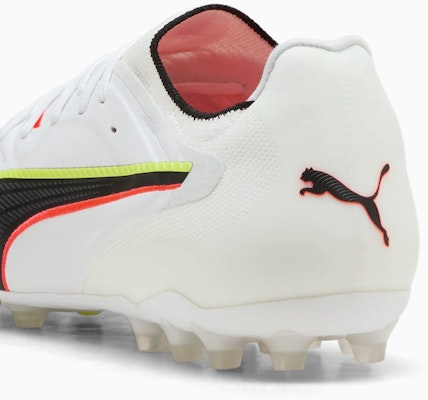 (Women) KING 20 Ultimate MG PUMA White-Glowing Red-Yellow Alert 108459-01 Lookbook (Women) KING 20 Ultimate MG PUMA White-Glowing Red-Yellow Alert 108459-01