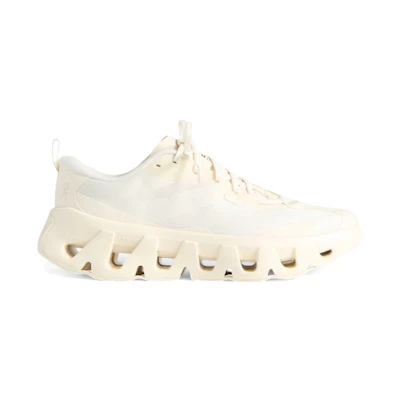 (W) KITH On K-Tech 1 'Tofu'