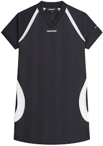(W) KITH x TAYLORMADE SS24 Vestido Negro con Logo y Bloques de Color. khw080067-001 Order (W) KITH x TAYLORMADE SS24 Vestido Negro con Logo y Bloques de Color. khw080067-001