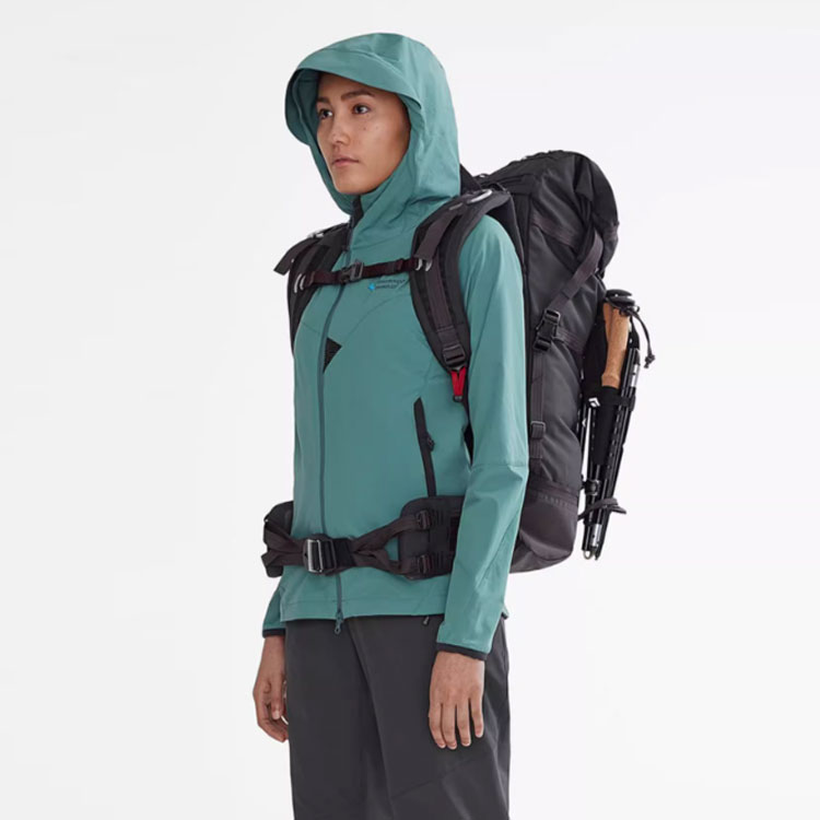 Lookbook (W) KLATTERMUSEN Vanadis 2.0 Jaket Berhud Softshell Tahan Angin Colorblock 10629W