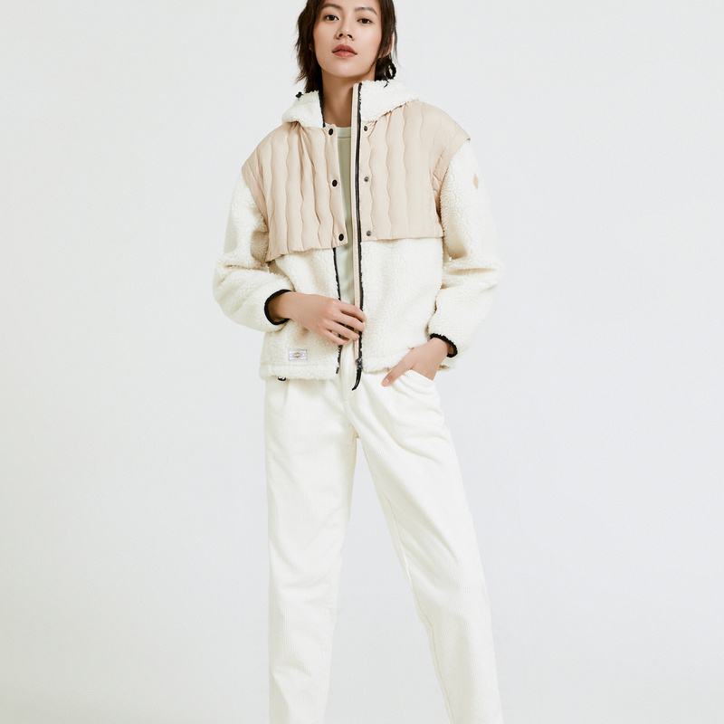 Shop (W) コーロンスポーツ 軽量フリースフーディー - キャンピングシリーズ暖ジャケット LKFJ2WT546