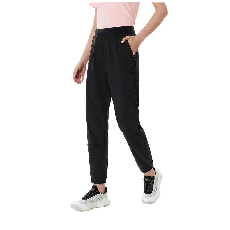 Lookbook (W) KOLON SPORT Seluar Jogger Mendaki Luar Hitam LKLP4MNK44-BK