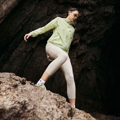 (W) コーロンスポーツ HIKE 軽量防水通気アウトドアジャケット。 LKJK4MNK40 12