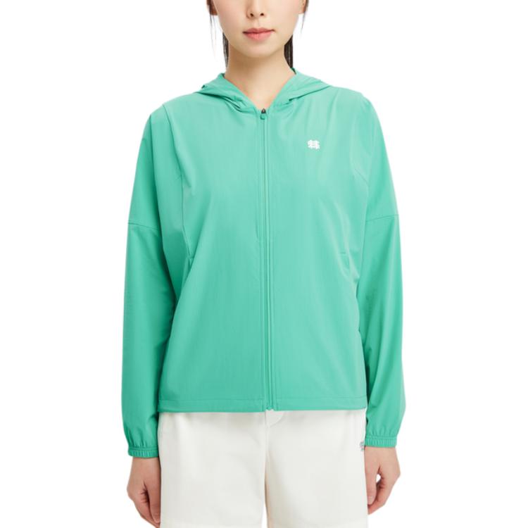 Lookbook (W) KOLON SPORT ハイキングシリーズ 軽量防風フード付きジャケット LKJK4MN120