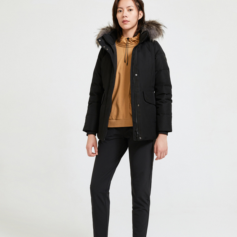 Shop (W) KOLON SPORT トラベルシリーズ 防水ロゴ ショートダウンジャケット. LKDJ2WT588