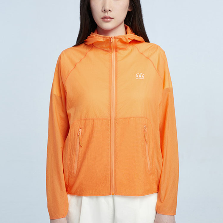 Lookbook (W) KOLON SPORT 防風防水連帽外套 - 都市戶外系列 JKJJM23272