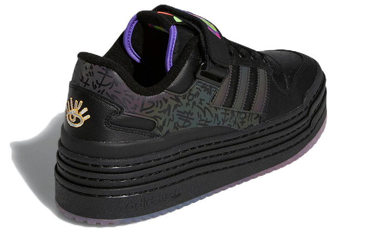 Shop (W) Kris Andrew Small x adidas Forum Triple Platform Rendah 'Pride' GX6396