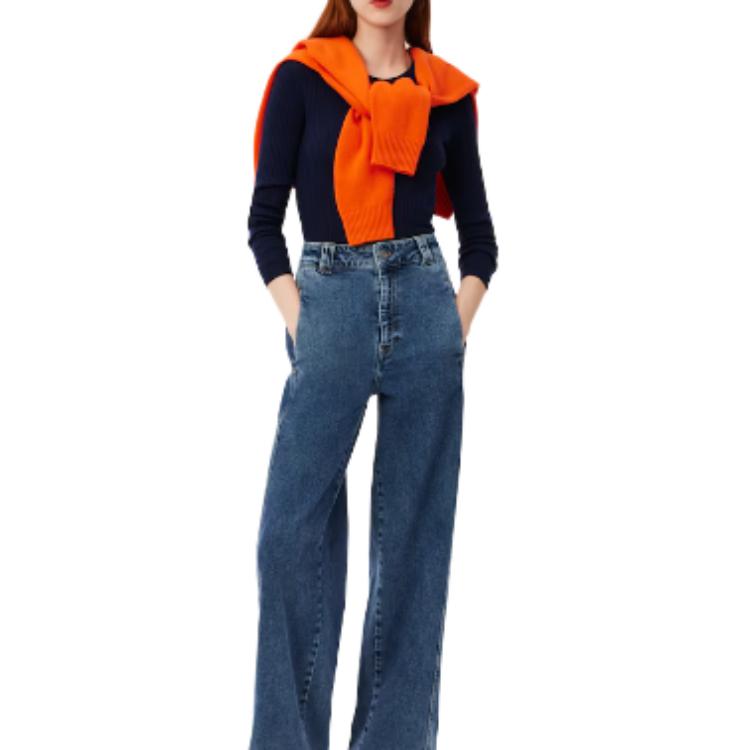 Lookbook (W) ラコステ ミッドナイトブルー 刺繍ロゴ クルーネックセーター AF2576-166