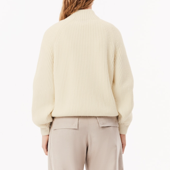 Purchase (W) ラコステ ホワイト ハイネック ラグランスリーブ セーター. AF2528-70V