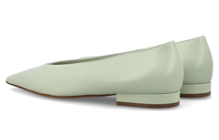 Shop (W) 浪凡 绿色方头皮革便鞋 FW-BASB00-NAPA-401