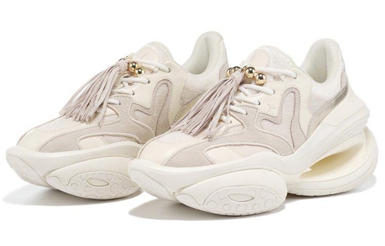 Order 李宁 1990 經典系列 圓舞輕量高回彈 防滑 低幫 跑步鞋 女款 米白