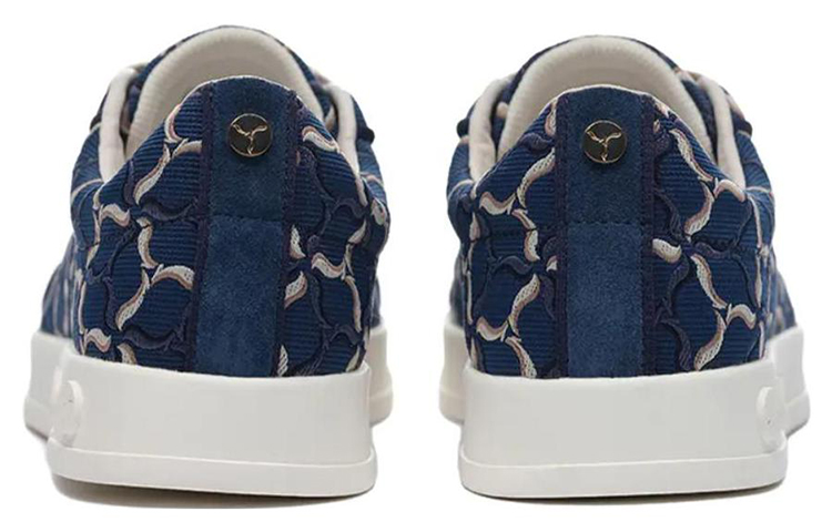 Shop (W) Li-Ning 1990 Low 'Kenyamanan Fashion Biru Tua' ALFR132-3