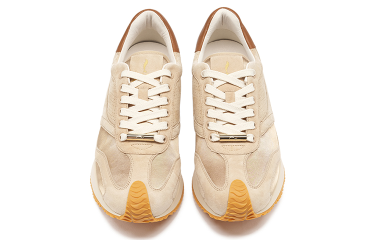 Lookbook (W) Li-Ning 1990 Low 'Coklat Susu' ALJS060-2