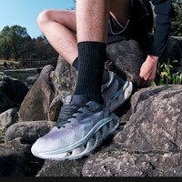 中國李寧 弧CRC 減震耐磨防滑 低幫 跑步鞋 女款 米白粉 Cheap 中國李寧 弧CRC 減震耐磨防滑 低幫 跑步鞋 女款 米白粉