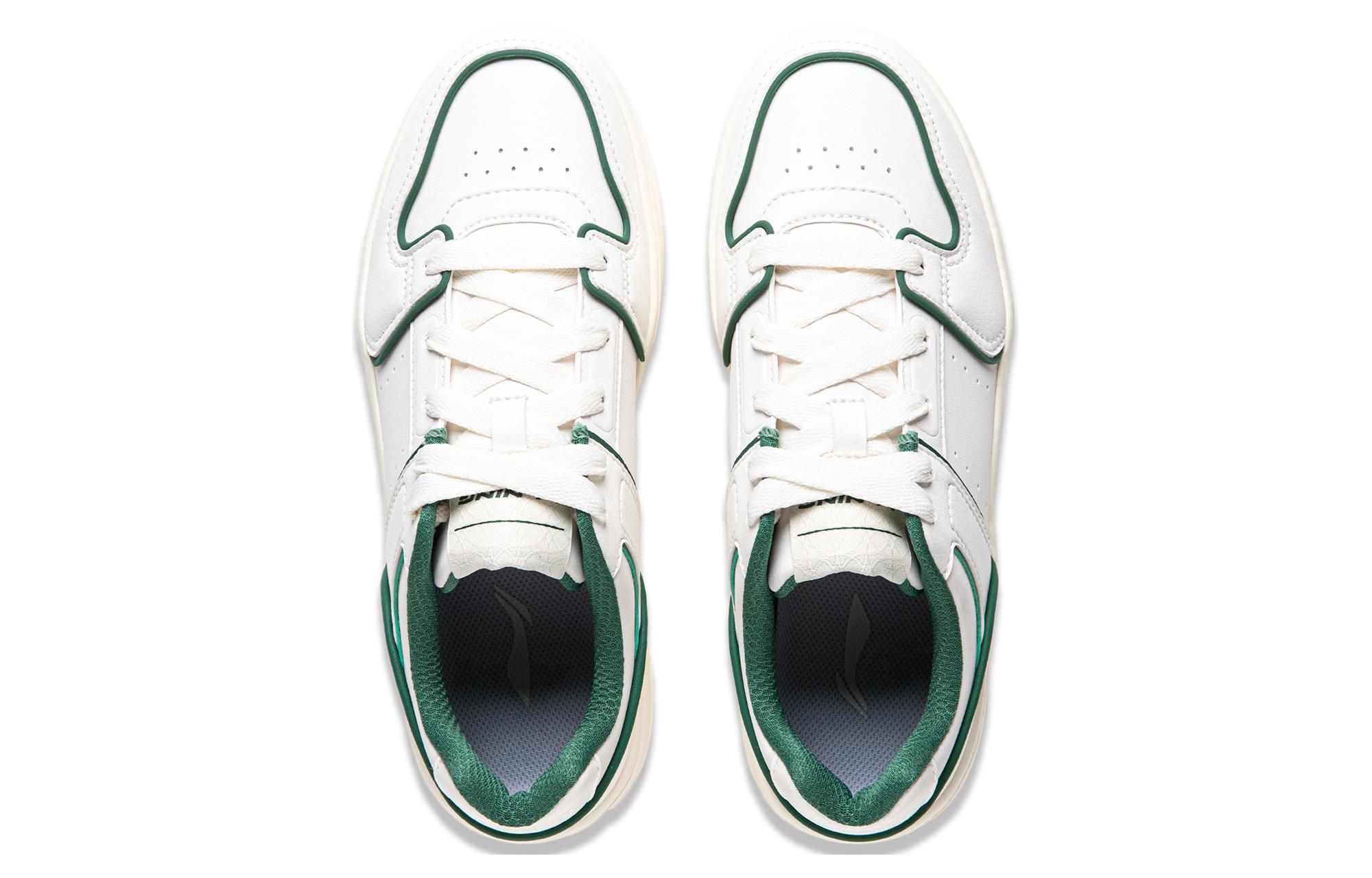 Shop (W) Sepatu Papan Li-Ning 'Milk Green Comfort' AGCU104-3