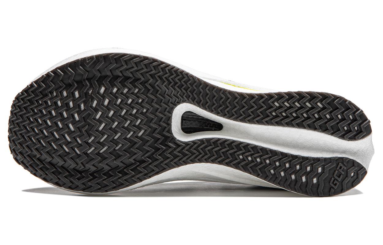 Purchase (W) Li-Ning Challenger 4 'Serat Karbon Hitam Low-Top Lari' ARMU006-11