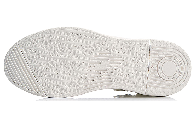 Purchase (W) Li-Ning Chillout Zip ''Crème Wit'' AGBN026-2