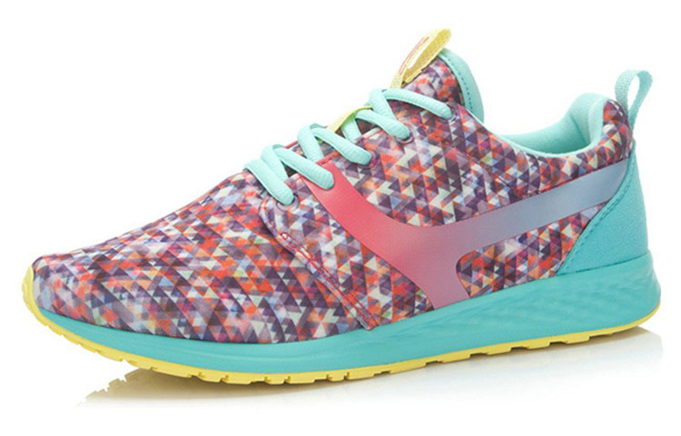 Lookbook (W) Li-Ning Classic Low 'Biru Muda' ALTK006-1