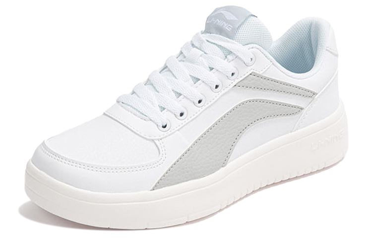 Lookbook (W) 李寧 クラシックスケート "白/灰" (Rīningu Kurashikkusukēto "Shiro/Hai") AGCR470-1