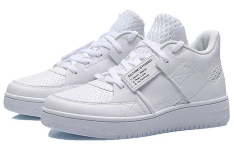 Lookbook (W) 李寧 クラシックスケート Low 白 (Li-Ning kurashikkusukēto Low shiro) AGBP062-4