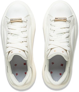 (W) (女性用) リーニン クラウドC4D 'ホワイト' AZGU038-1 AZGU038-1 Lookbook (W) (女性用) リーニン クラウドC4D 'ホワイト' AZGU038-1 AZGU038-1