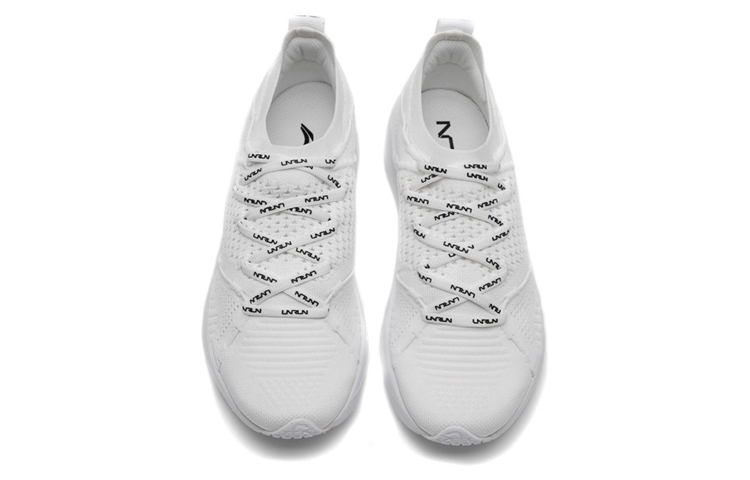 Shop (W) Li-Ning Cloud Lightweight ''Wit'' ARHN124-2